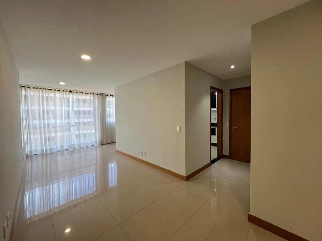 Kontá Imóveis: Perto do que importa, perto de você!Belíssimo Apartamento de 3 qu...