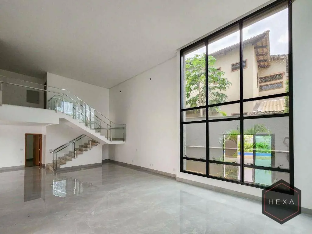 Sobrado novo com 544,00 M² de área construída e 740,00 M² de terreno localizado ...