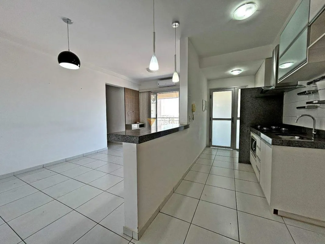 Apartamento para locação no Setor Sudoeste, com ambientes bem distribuídos, exce...