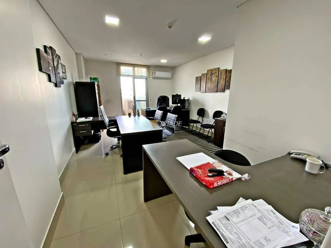 Excelente oportunidade para quem busca uma sala comercial para investimento em u...