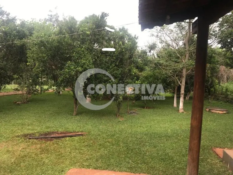  Comentários do corretor: Chácara com 3.000m2 (40x75m), Construção avarandada, c...