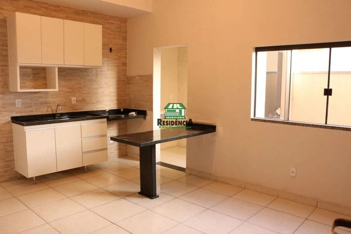 Apartamento contendo: 2 quartos 1 banheiro 2 Guarda-roupasembutidos cozinha amer...