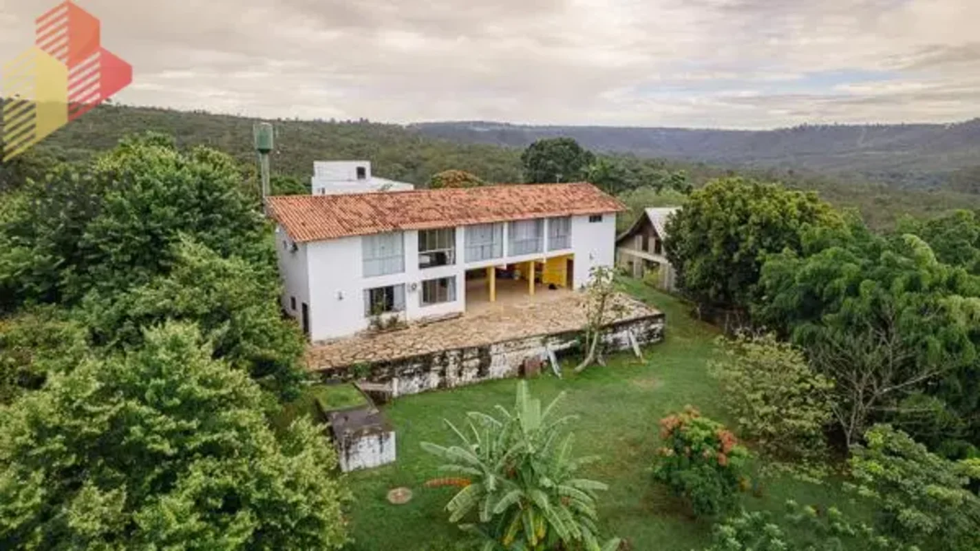 1.Onde o horizonte de Brasília encontra a paz das montanhas: o refúgio perfeito ...
