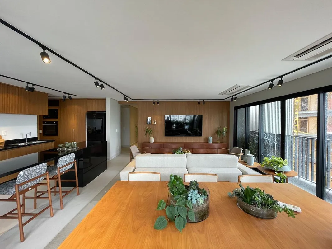Apartamento 3 Suítes no Setor Bueno com 150m2. Alto do Bueno Em Frente ao Parque...