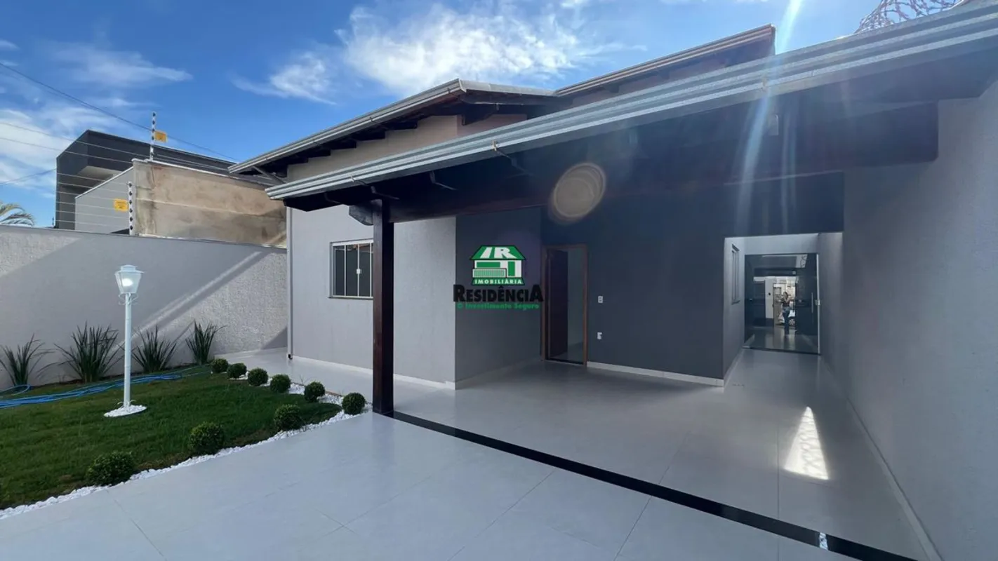Casa com excelente estrutura ao lado do Parque Brasília. -Localização estratégic...