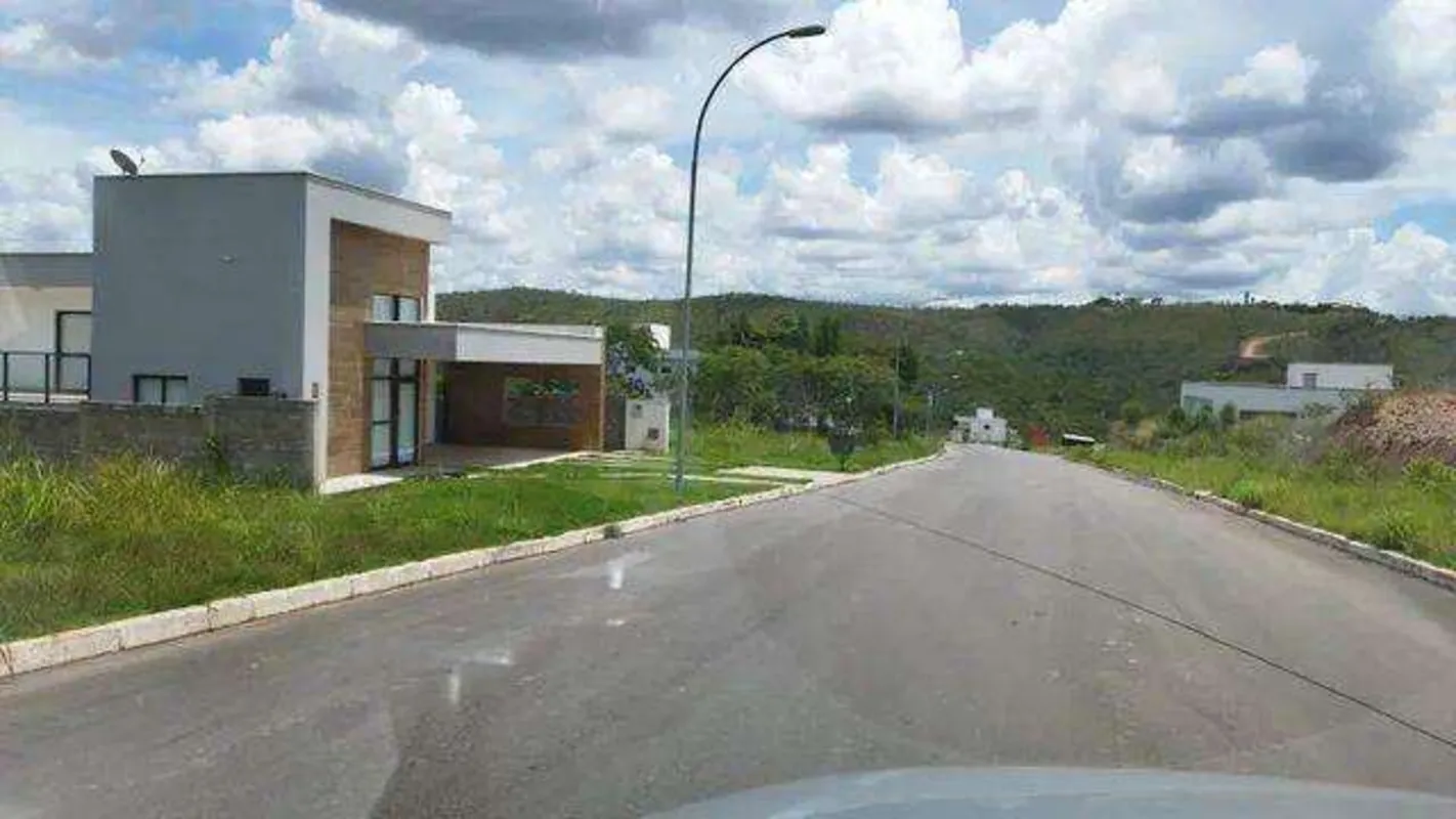 .Condomínio Quatro Estações de Altíssimo Padrão (REGULARIZADO, ESCRITURADO E REG...