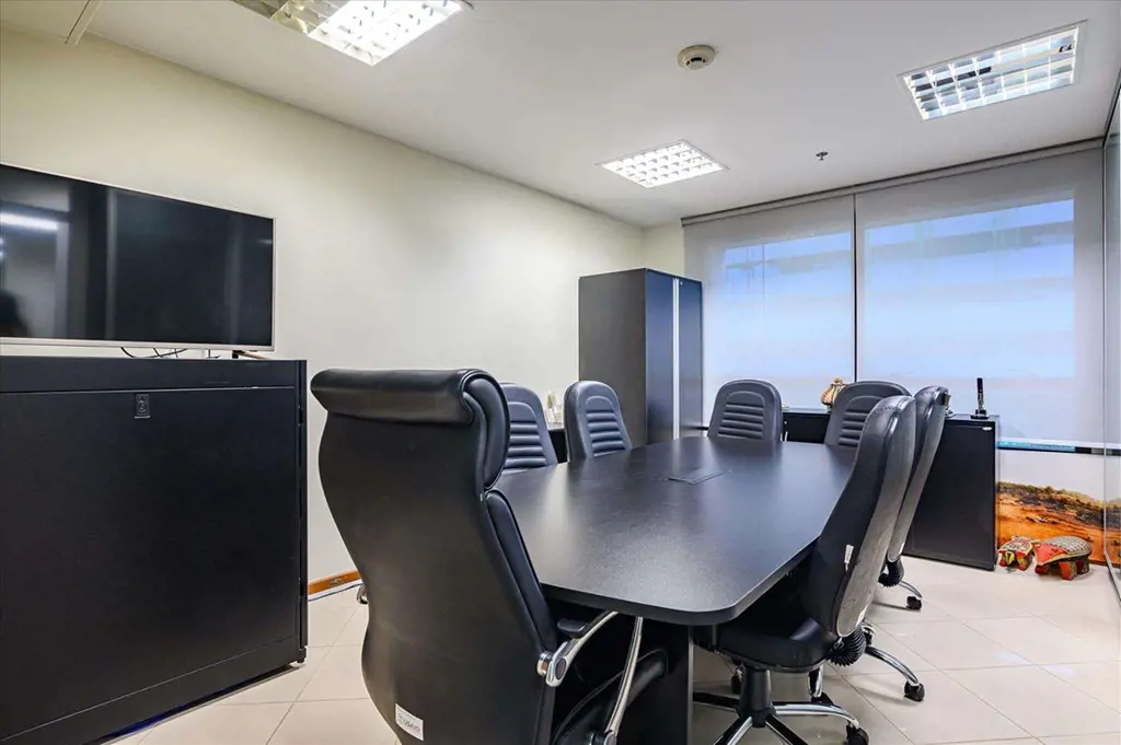OPORTUNIDADE CORPORATIVA Em excelente localização, no Setor de Autarquias Sul, n...