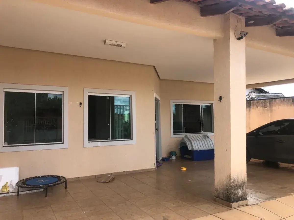 Oportunidade !!!Rua 3 Colônia Agricola SamambaiaExcelente casas de 3 Qts, sendo ...