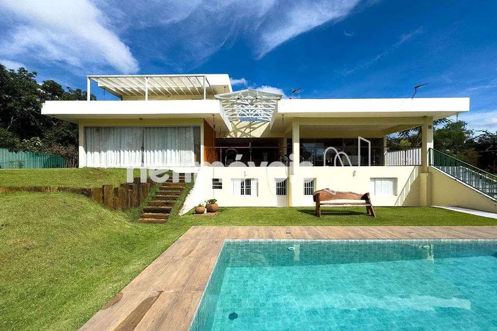 Casa Sobrado - Park Way - ComodidadeLocalização:Localização privilegiada, próxim...