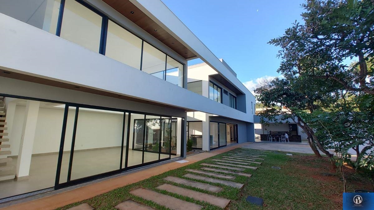 Apartamento à venda com 5 quartos ou + no Jardim Botânico, Brasília