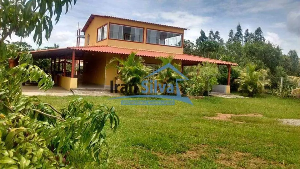 IRAN SILVA VENDE OU ALUGO CASA NO SETOR DE CHÁCARA NA BARRAGEM DE QUEIMADOS. DIS...
