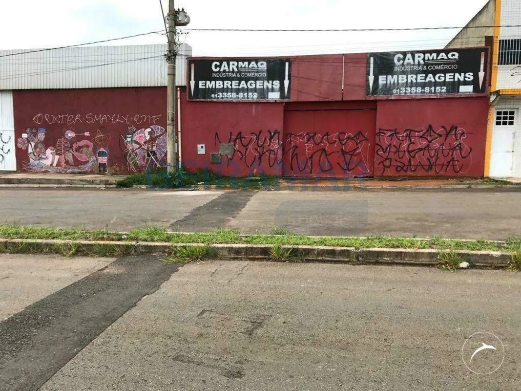 Galpão Comercial à Venda em Samambaia Sul - Escriturado e quitado e com Excelent...