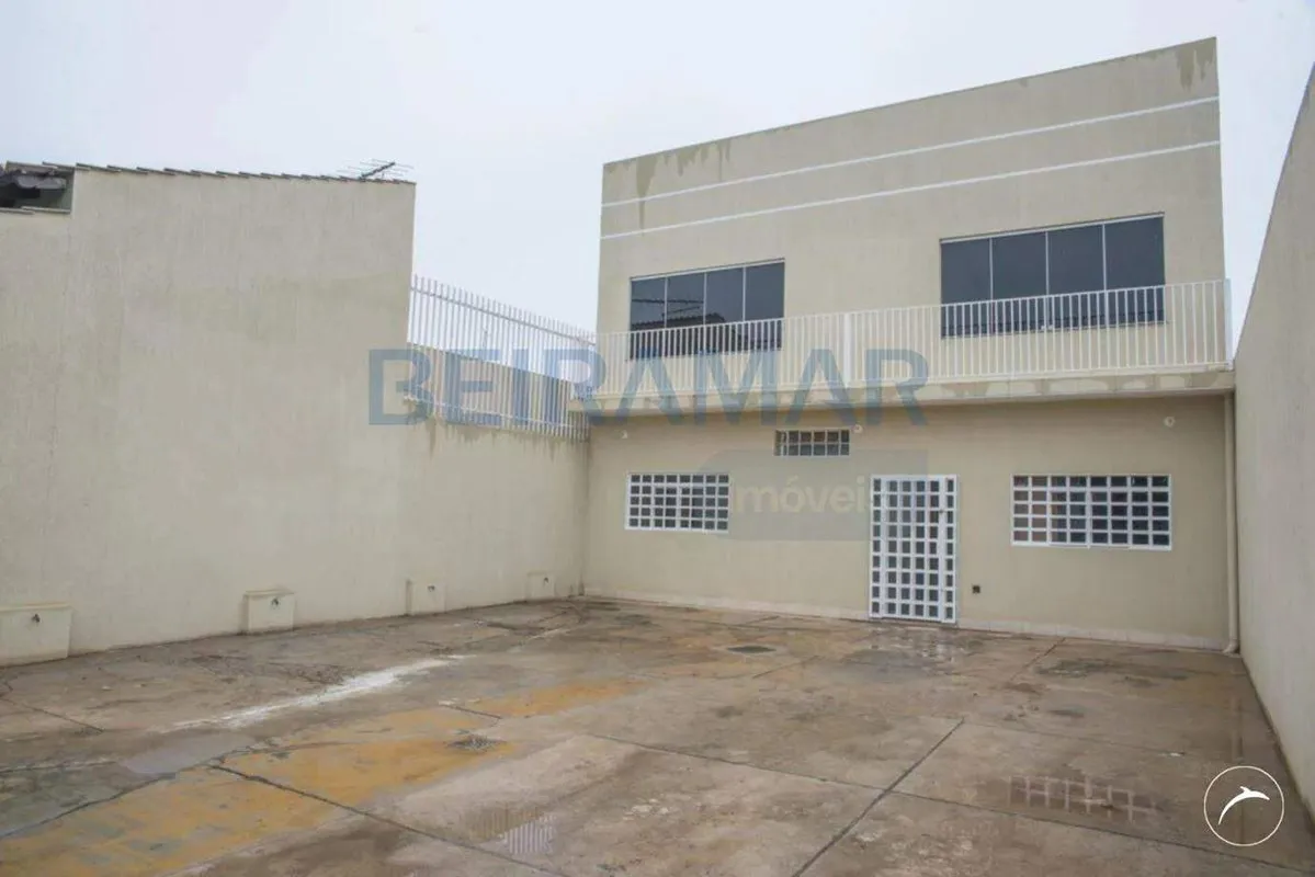Sobrado à Venda em Taguatinga Norte, QNG 06Imperdível para quem quer investir!Es...