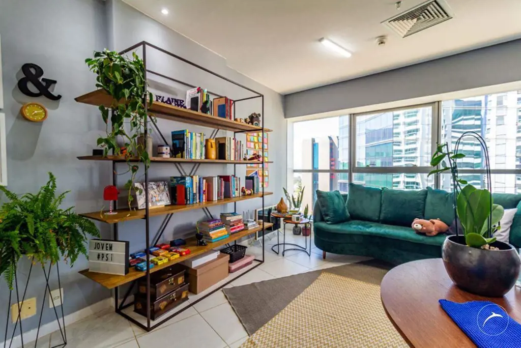 Esta é a oportunidade ideal para investir em um imóvel comercial de alto padrão ...