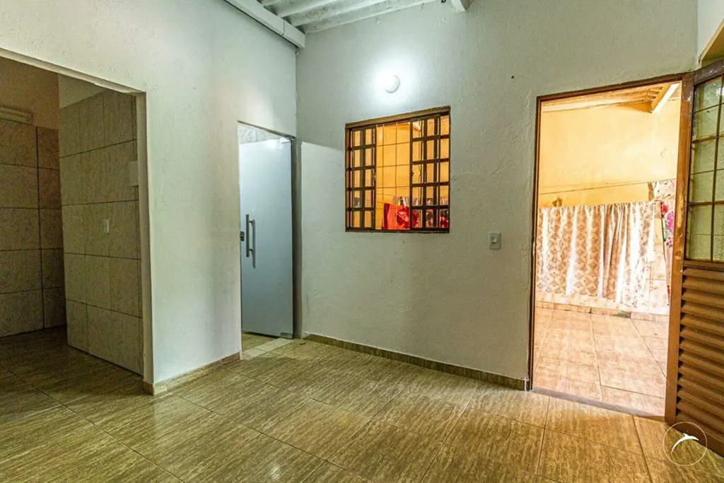 Casa 3 Quartos, 126m², 1 Vaga de Garagem Coberta à Venda na QR 411 - Samambaia C...