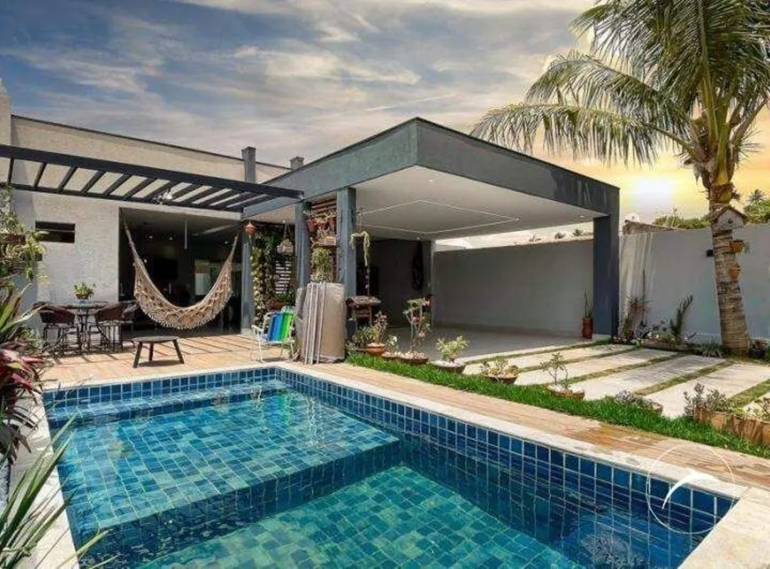 Casa de Esquina em Condomínio Fechado no Conjunto 5 em ArniqueirasEssa casa espe...