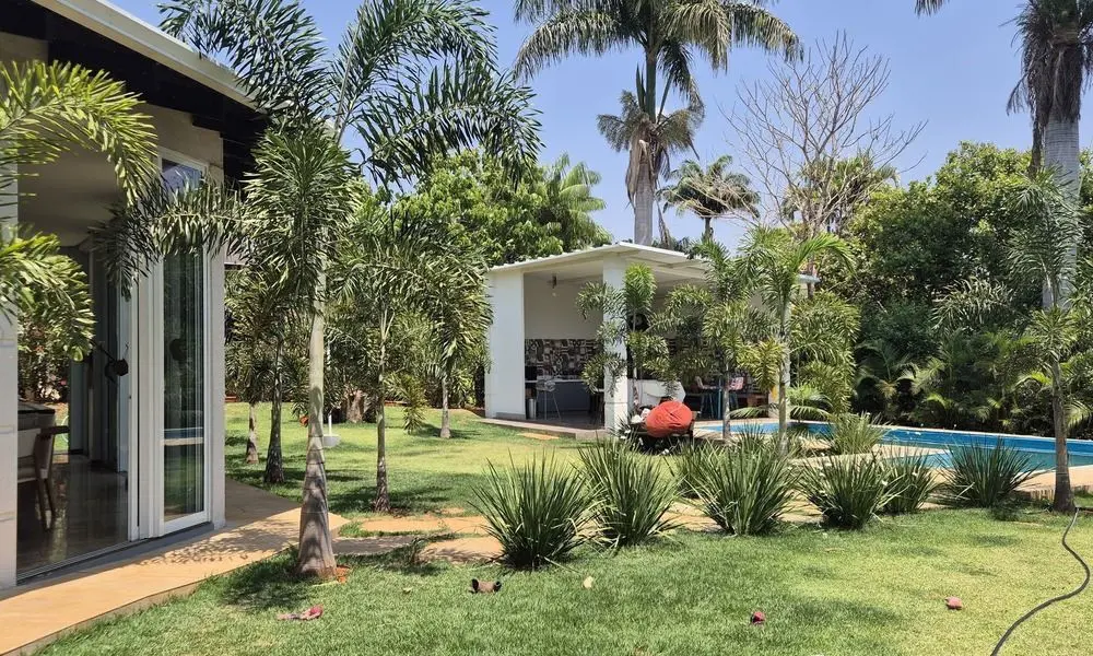 Sobrado Aldeia do Vale.Sobrado com 4 suites plenas, sendo 3 no andar superior, c...