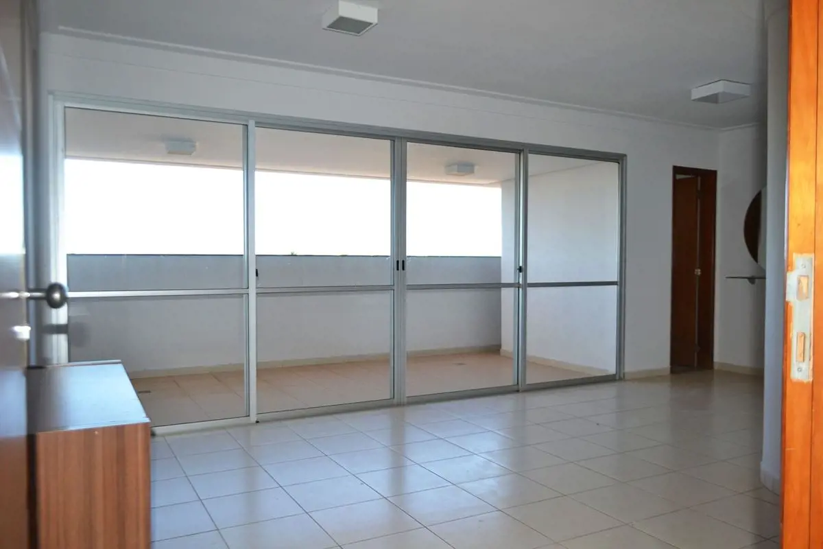 APARTAMENTO BONITO E CONFORTÁVEL À VENDA, 4 QUARTOS – 1 SUÍTE. PARQUE AMAZÔNIA, ...