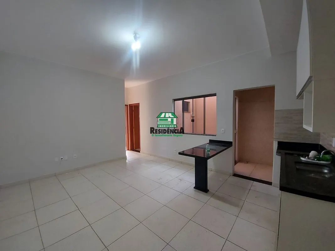  - 2 quartos - 1 banheiro - 2 Guarda-roupasembutidos - cozinha americana( sala c...