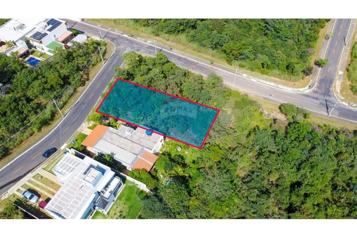 Vendo terreno escriturado no Condomínio reserva by Santa Mônica, com 1.024m², to...