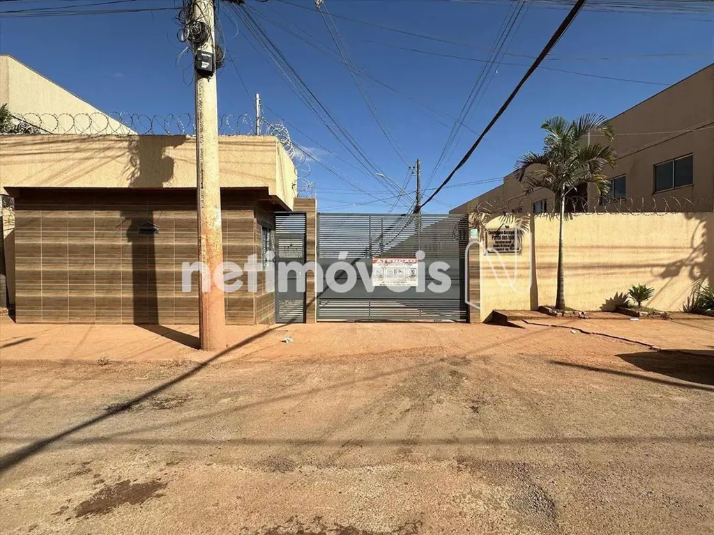 Condominio Residencial Portal dos Ipês. Apartamento Térreo com armarios planejad...