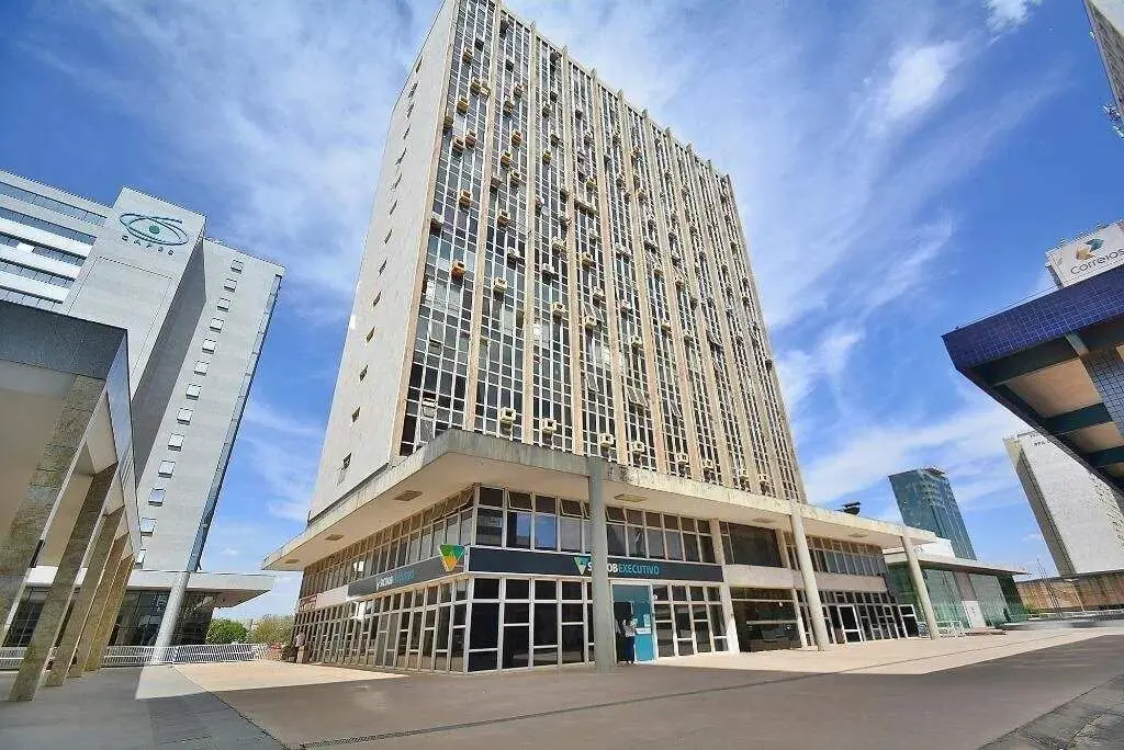 Excelente conjunto de salas comerciais localizado no Edifício Engenheiro Paulo M...
