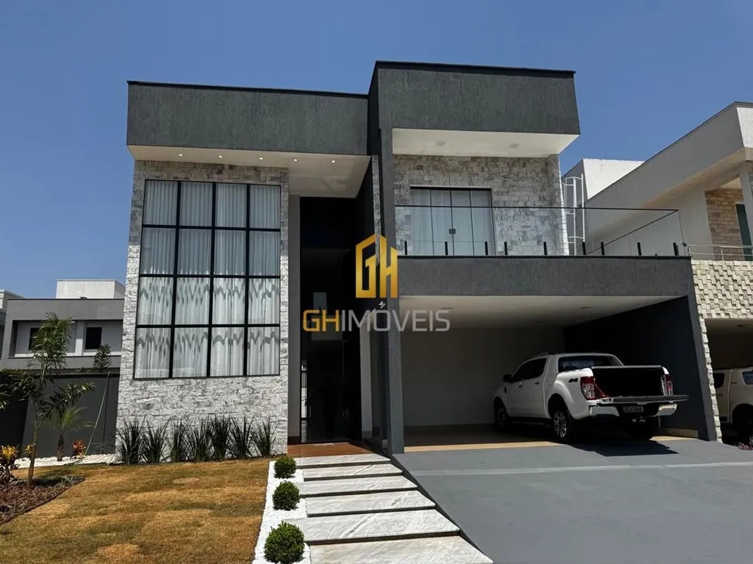 Lindo sobrado no Portal do Sol Green, área total de 408m² com área construída de...