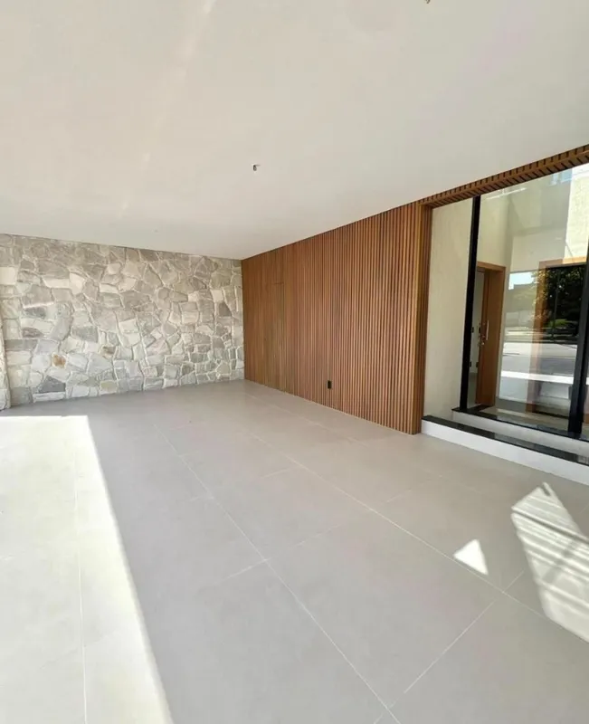 Sobrado de 320m² no Portal Green: 3 Suítes + sala intima + Escritório + lazer co...