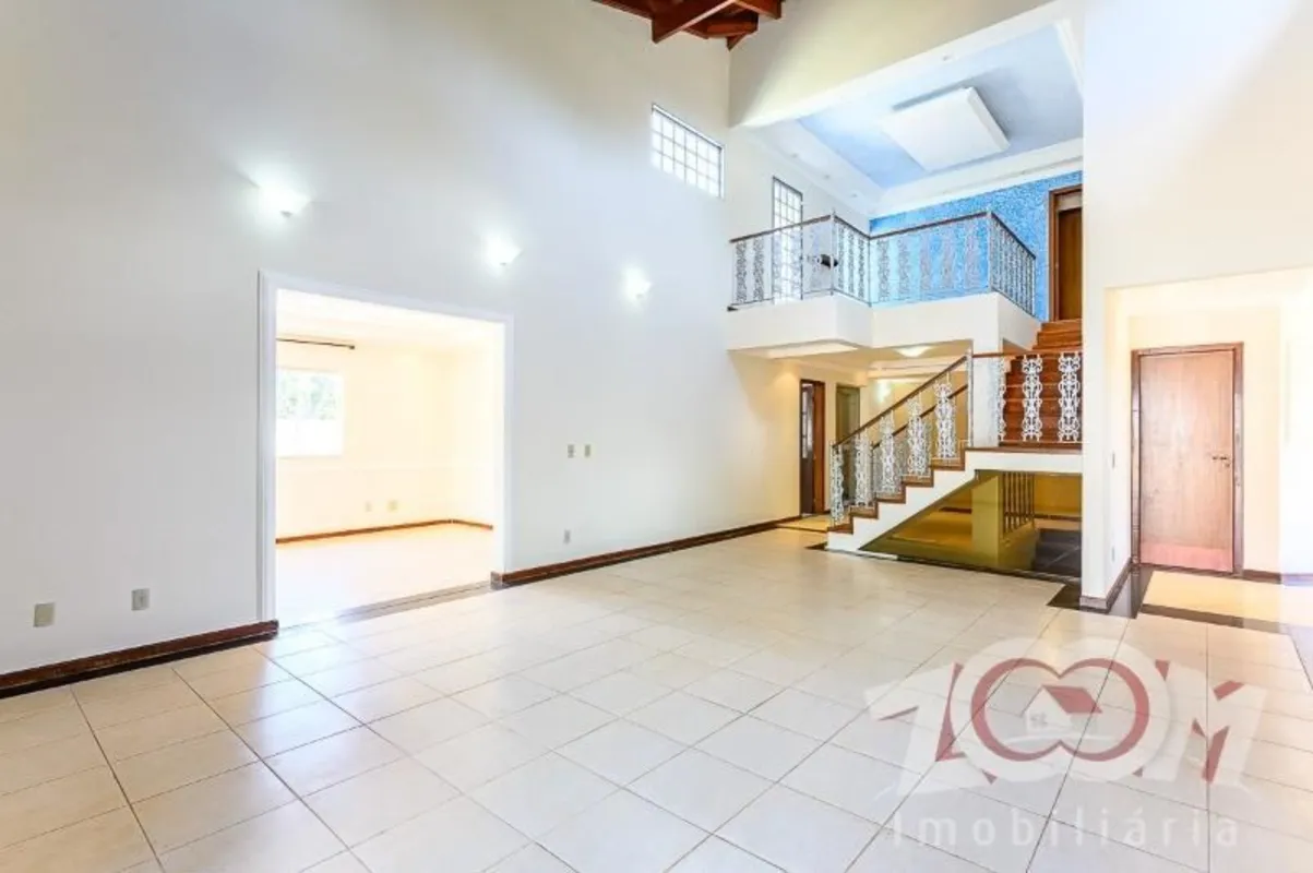 Venda de Casa Nova, Exclusiva com Elevador no Setor de Mansões Park WayImobiliár...