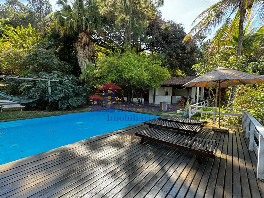 JULIO ROCHA IMOBILIÁRIA VENDE!Chácara no Condomínio Quinta Bela Vista com 1.400 ...